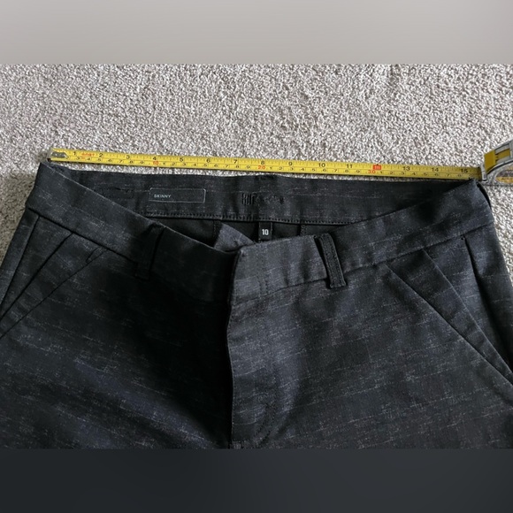 Like new size 10 Kut from the Kloth pants - Picture 3 of 6